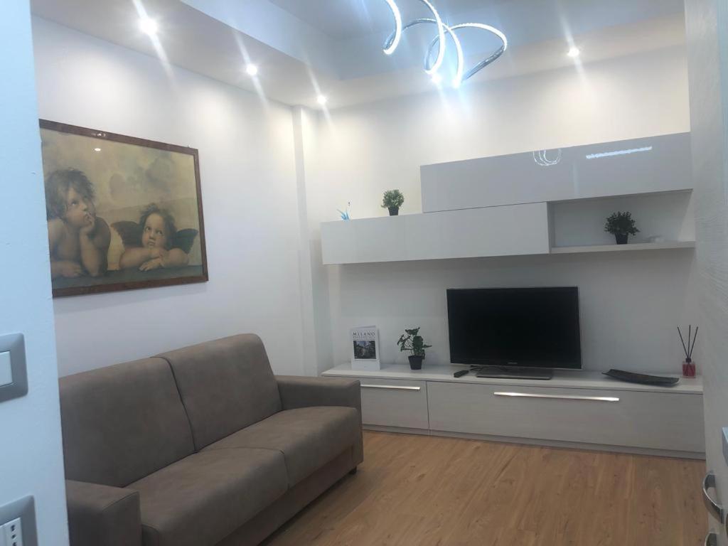 N&Ghomesweethome Raffaelloelegante Appartamento Ideale Casa Vacanze Affari Milão Exterior foto